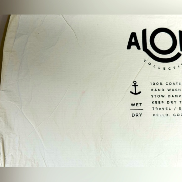 Aloha Collection Small Pouch - Picture 5 of 13